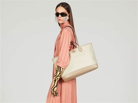 This Gucci Ophidia Tote Might Be the Ideal Carryall 